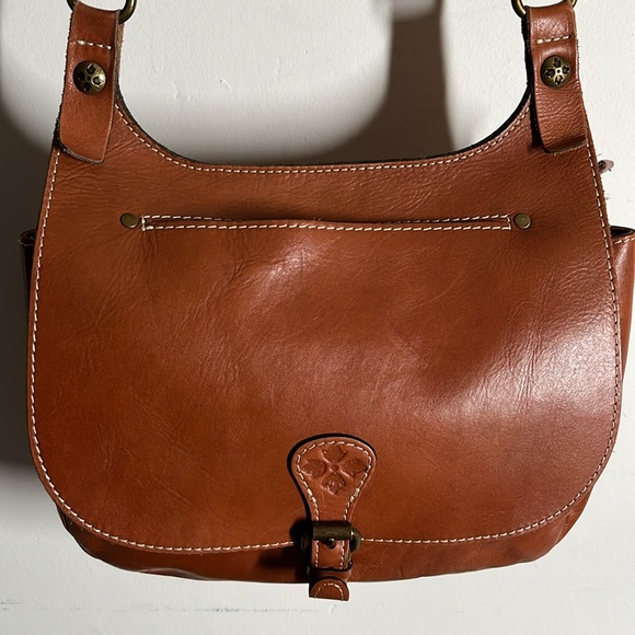 Patricia Nash London Smooth Leather Saddle Bag - Picture 5 of 16